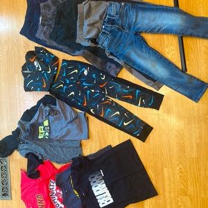 Lot of Size 6/7 boys clothes. Nike. Under Armour. Gap.